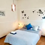 Appartamento Amplio Con Dos Patios Gijón
