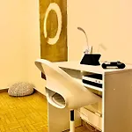 Amplio Con Dos Patios *